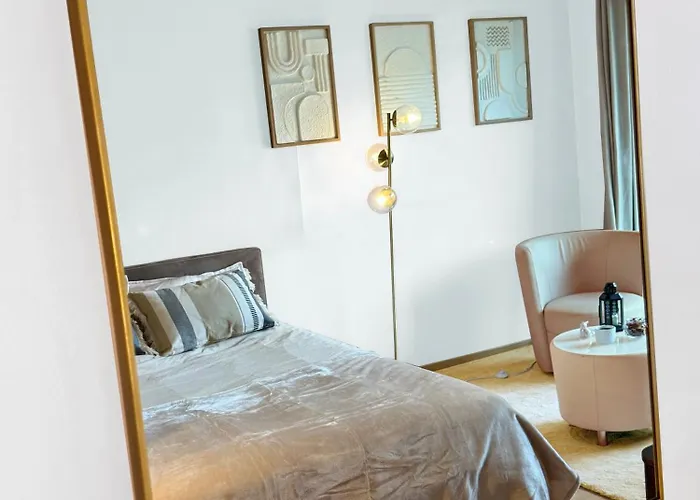 Stylish W Balcony In 16th - Eiffel Tower 아파트 *